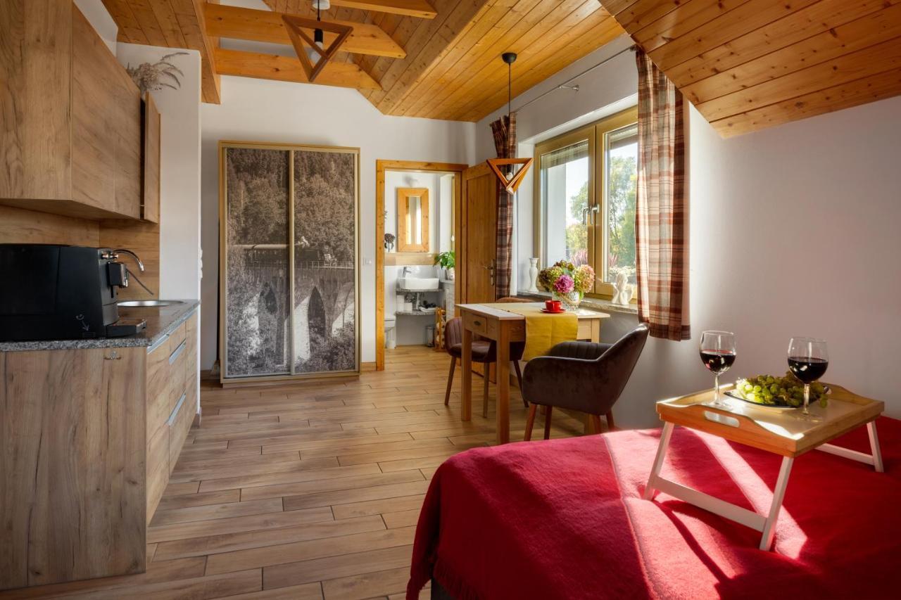 Apartamenty U Harrego II Przy Stawie Spa Klimatyzacja,Balkon,Sauna , Balia, Ogrod,Parking Kudowa-Zdrój Kültér fotó