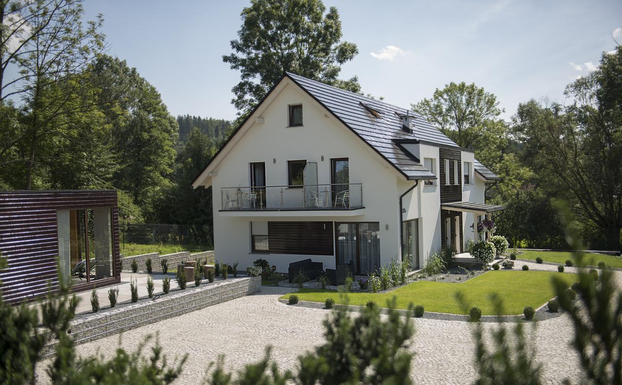 Apartamenty U Harrego II Przy Stawie Spa Klimatyzacja,Balkon,Sauna , Balia, Ogrod,Parking Kudowa-Zdrój Kültér fotó